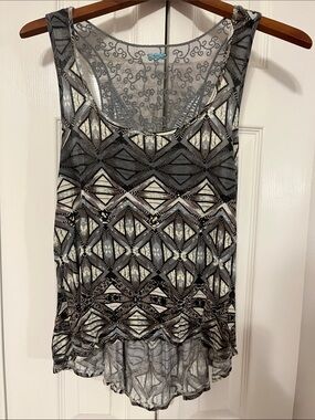 Geometric Print Sleeveless Tank Top - Black & White